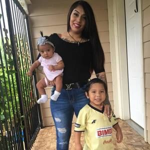 Meet your Posher, Felisa